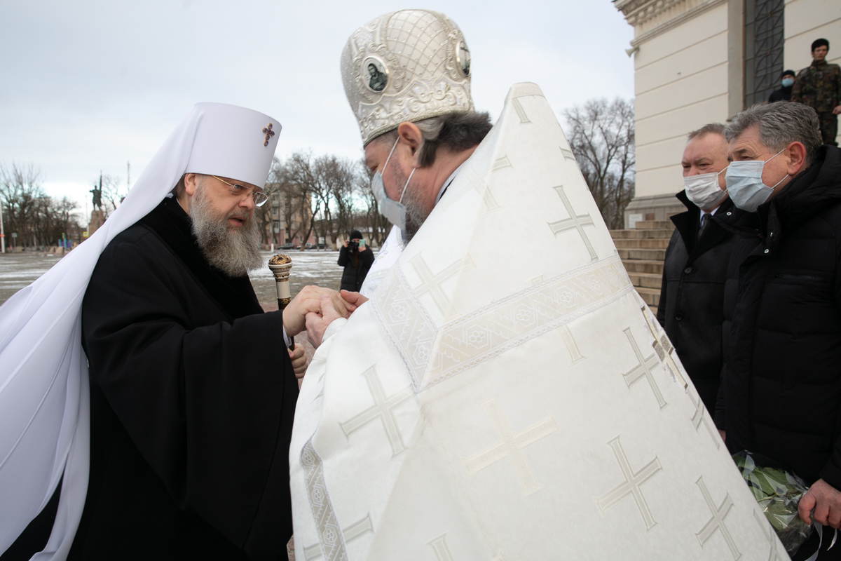 Снег в Новочеркасске Патриарший собор