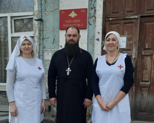 Штатный клирик храма святителя Иоанна Златоуста посетил Новочеркасский военный госпиталь 
