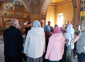 Новочеркасский Свято-Георгиевский храм посетила группа паломников из города Волгодонска
