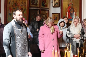 Настоятель Георгиевского храма Ростова-на-Дону совершил литию по погибшим военнослужащим
