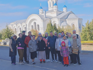 Прихожане Троицкого прихода г. Батайска совершили паломническую поездку в Усть-Медведицкий  монастырь