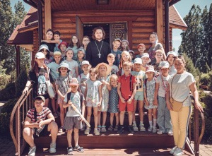 При храме Александра Невского г. Ростова-на-Дону начинает свою работу летний приходской лагерь для детей