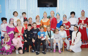 В детской больнице г. Таганрога прошел концерт казачьей песни