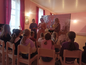 В воскресной школе храма Димитрия Солунского состоялся кукольный спектакль