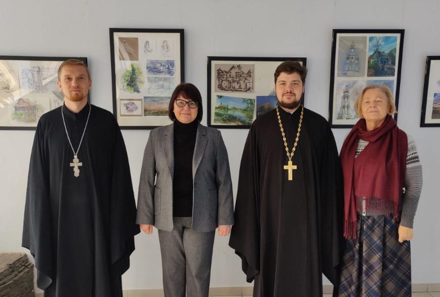 Настоятель Ростовского кафедрального собора встретился с директором гимназии №35