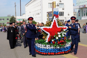 Благочинный Неклиновского округа принял участие в торжественном мероприятии, посвященном Дню Победы 