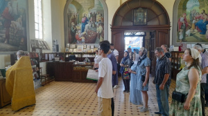 В Сретенском храме г. Ростова-на-Дону была совершена заупокойная лития по пострадавшим в годы гонений на Церковь