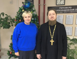Настоятель строящегося храма х. Новоалександровка посетил Дом-интернат для пожилых и инвалидов 