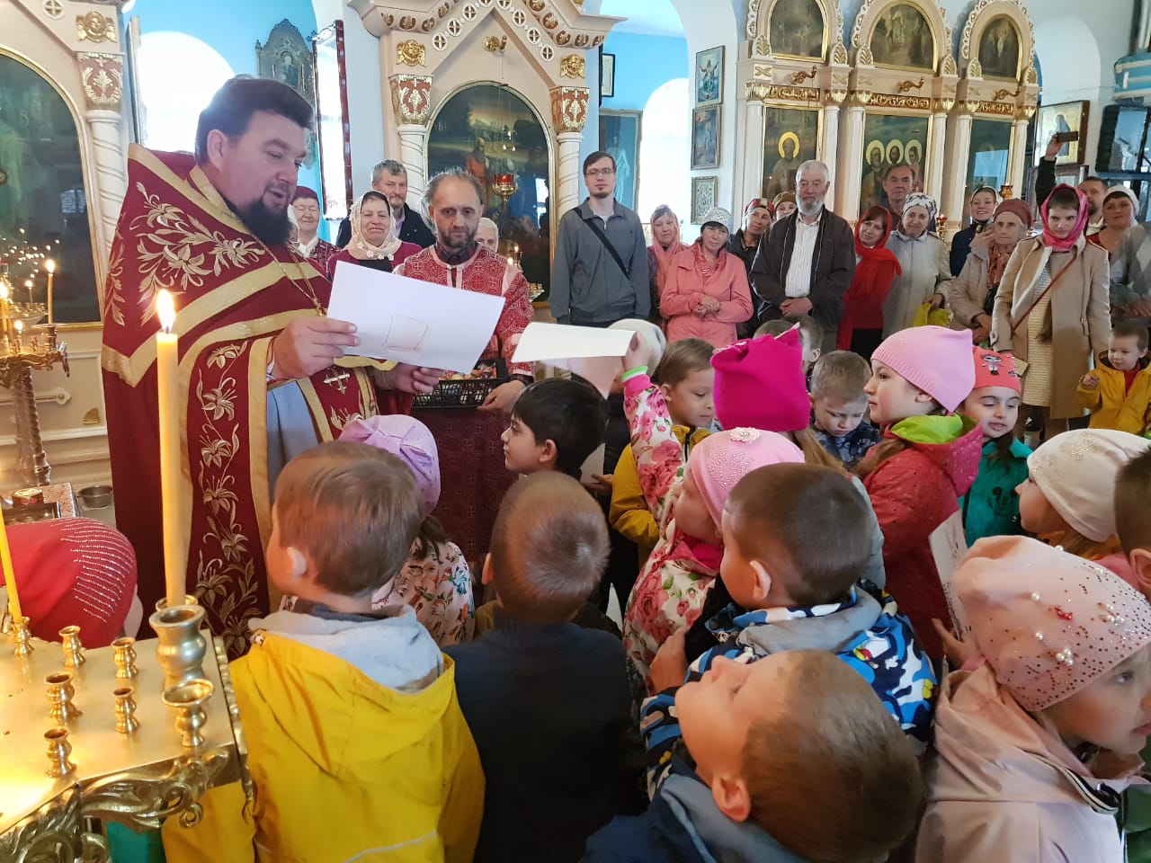 Погода в батайске. Покровский храм Батайск. Покровский храм Батайск крещение. Пасха в Батайске. Пятидесятники Батайск Церковь.