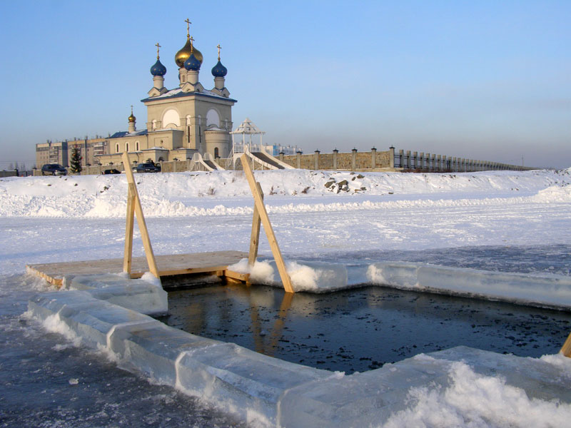 ВАЖНО! О том, как Церковь относится к купаниям на Крещение, рассказал в интервью "Комсомольской правде" Игорь Петровский