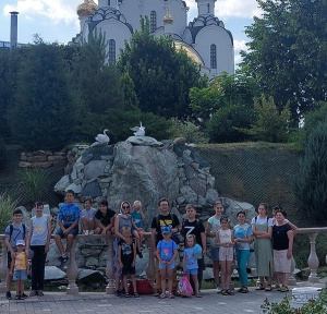 Воспитанники "Пересвета" и воскресной школы Свято-Троицкого храма г. Таганрога совершили ряд экскурсионно-паломнических поездок