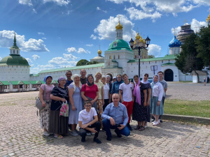 Прихожане Александро-Невского храма г. Азова совершили многодневную паломническую поездку в Троице-Сергиеву Лавру