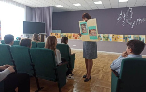 В ростовской школе №31 завершила работу благотворительная выставка «Спешите делать добро»