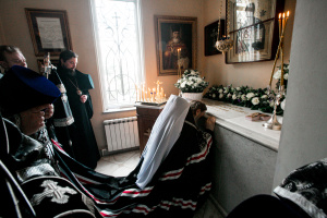 Глава Донской митрополии совершил панихиду у места захоронения протоиерея Иоанна Домовского