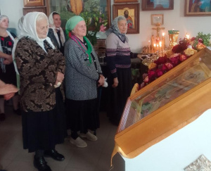 В храме Илии Пророка г. Ростова-на-Дону поздравили прихожан с Днём пожилого человека