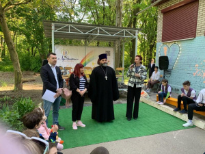 Клирик Ильинского храма г. Таганрога посетил мероприятие доброцентра "Луч Надежды"
