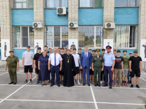 Благочинный Азовского районного округа принял участие в мероприятии, посвященном проводам призывников Азовского района