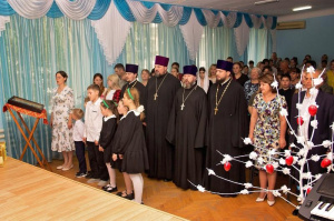 В поселке Матвеев Курган состоялся межрайонный фестиваль, посвященный празднику Светлого Христова Воскресения