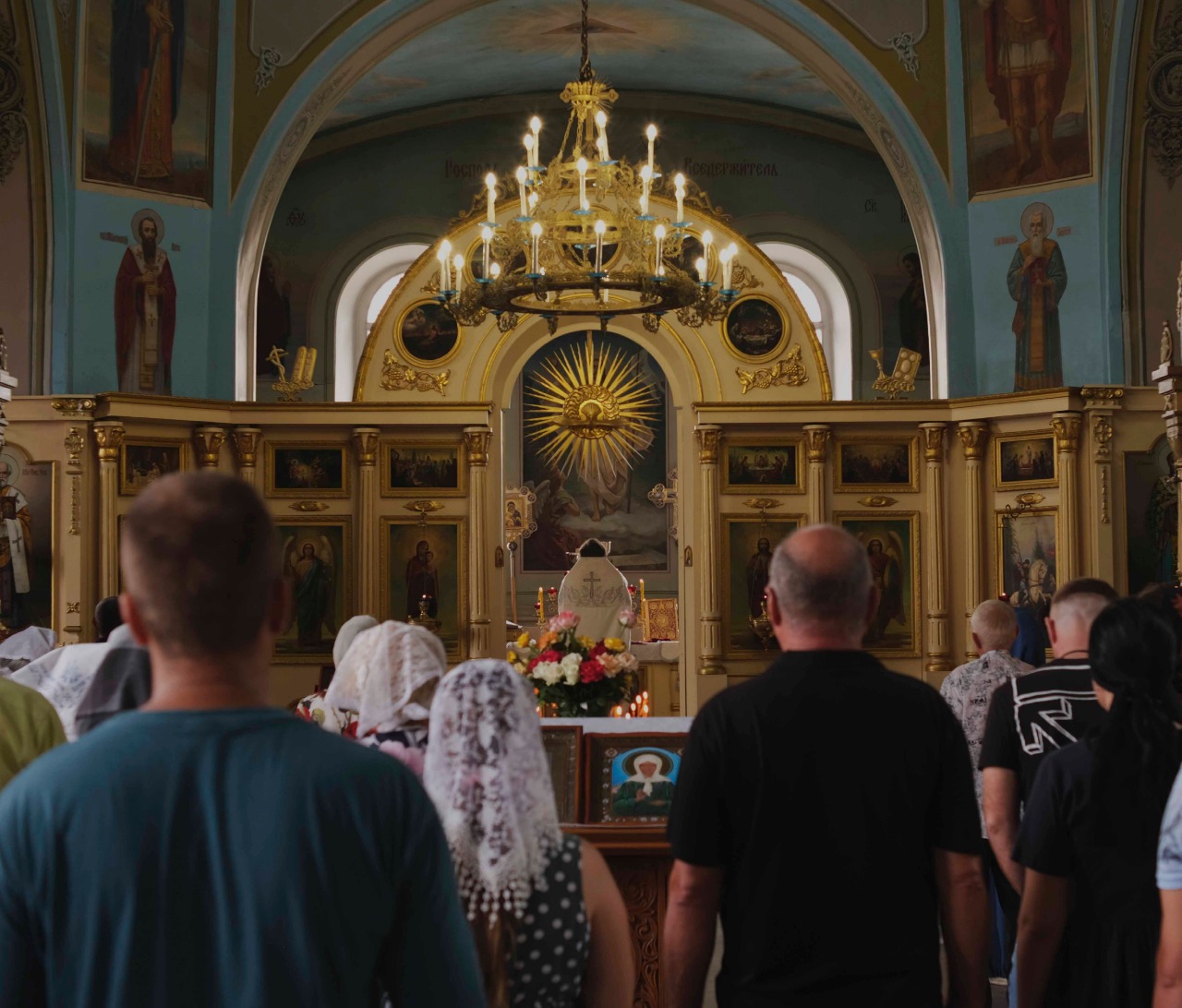 В Варваринский храм ст. Грушевской для поклонения был доставлен мощевик с  частицей мощей св. блж. Матроны