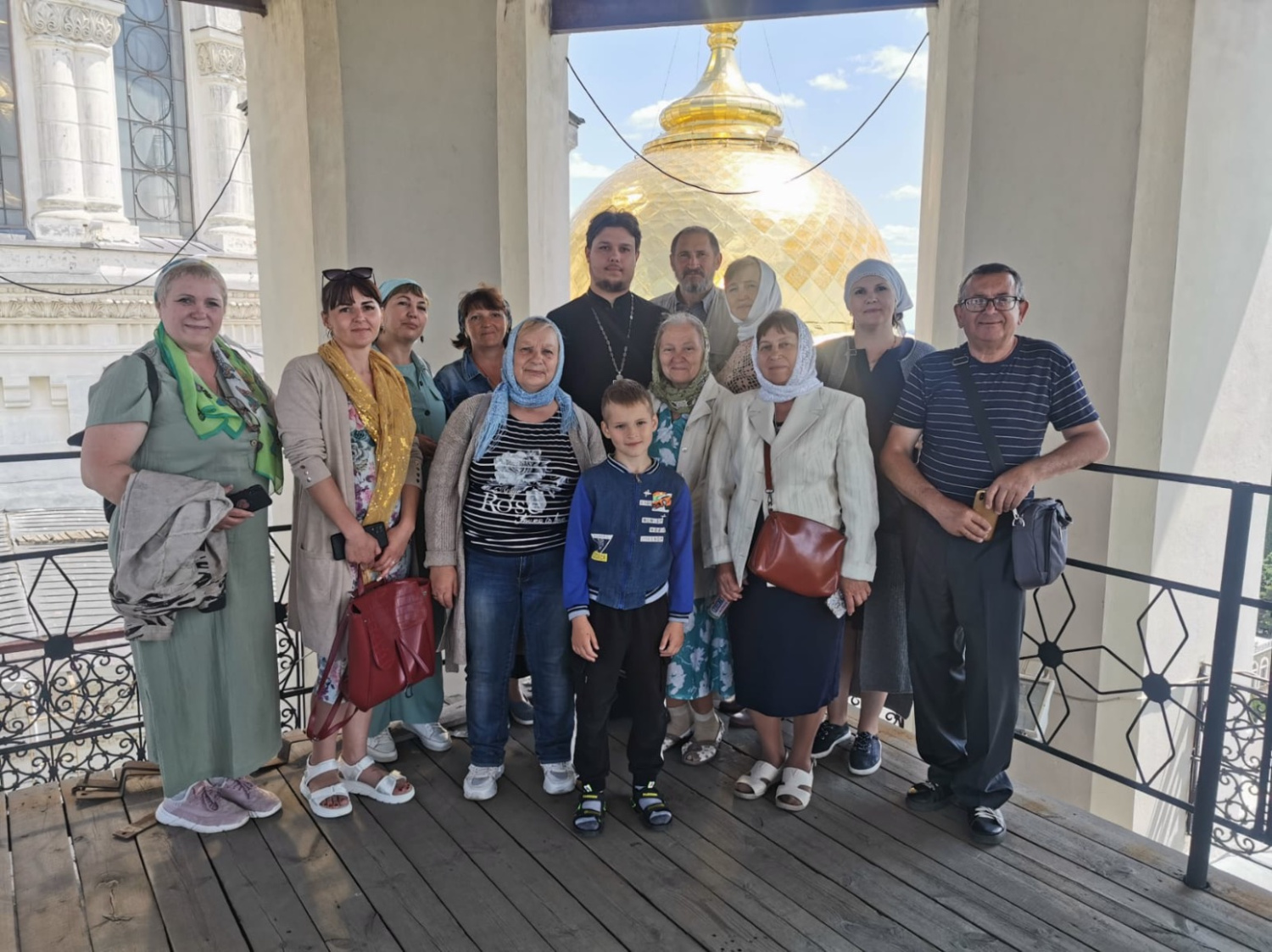 Прихожане храма Александра Невского в с. Вареновка совершили паломническую поездку в Новочеркасск