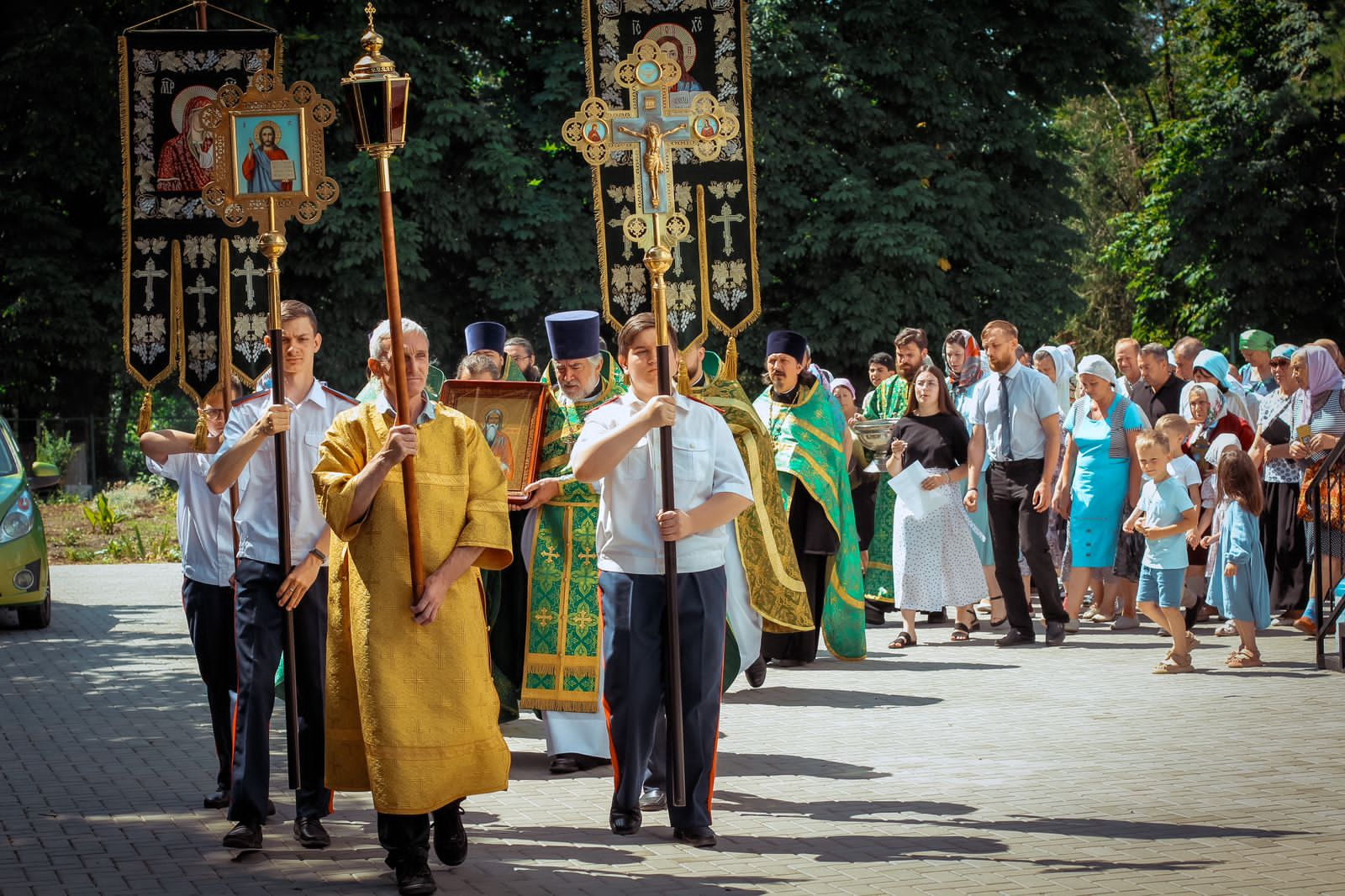 Матвеев Курган первоцвет