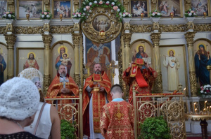 Храм в честь равноапостольной Марии Магдалины с. Красный Десант отметил престольный праздник