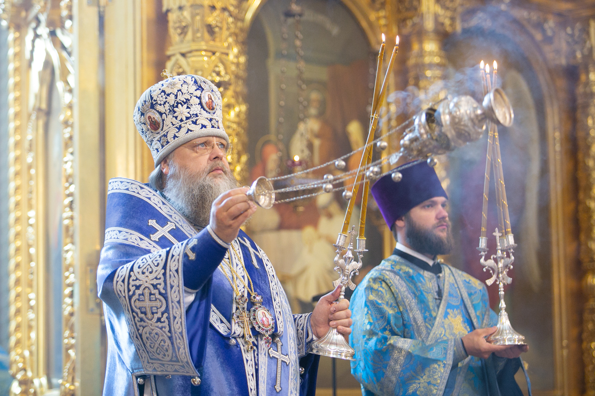В день празднования Тихвинской иконы Божией Матери митрополит Меркурий совершил Божественную литургию