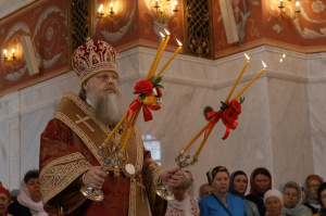 В день памяти благоверного князя Александра Невского Глава Донской митрополии возглавил Божественную литургию в Волгоградском кафедральном соборе