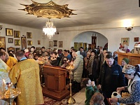 В праздник Богоявления Никольский храм села Новониколаевка посетили жители Самарского дома инвалидов