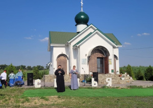 На подворье храма Святого Духа п. Щепкин состоялся православный фестиваль "Под покровом Петра и Февронии"
