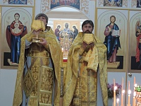 В новом здании временного храма св. блг. кн. Александра Невского г. Азова совершена первая Божественная литургия