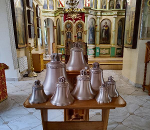 В Свято-Александринском храме г. Ростова-на-Дону состоялось освящение колоколов