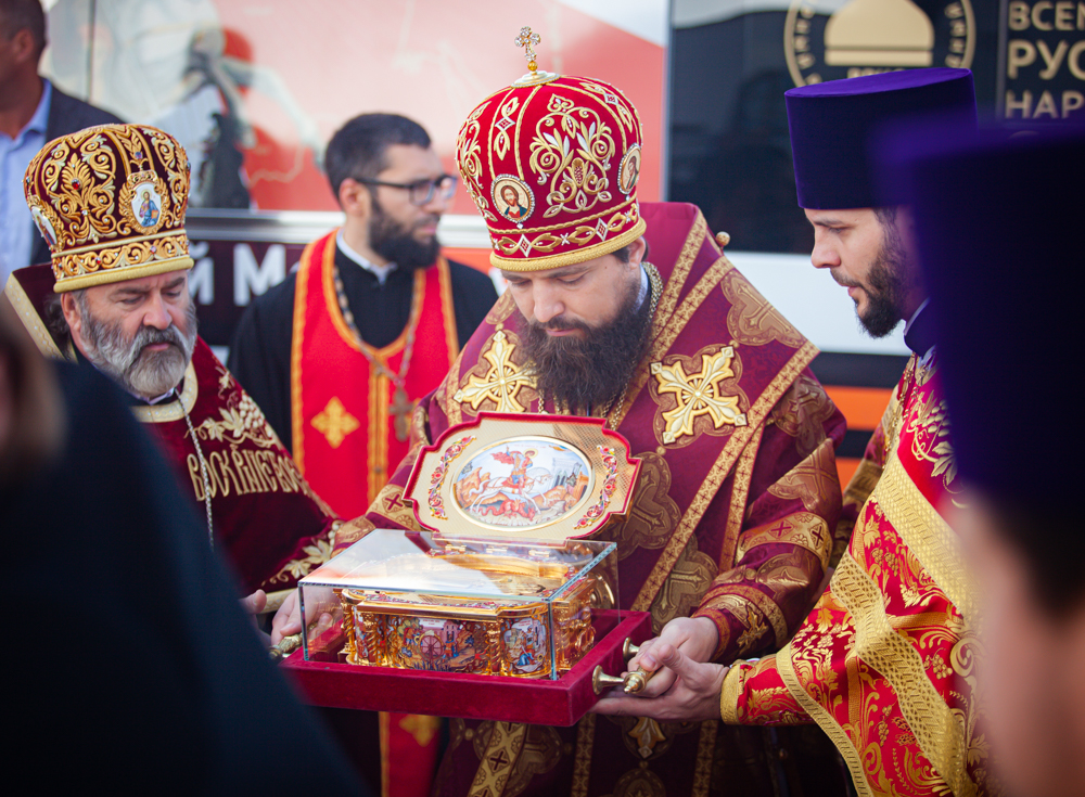 На Донскую землю прибыл ковчег с мощами святого великомученика Георгия Победоносца 