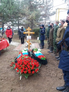 В селе Пешково состоялось торжественное перезахоронение останков неизвестного солдата