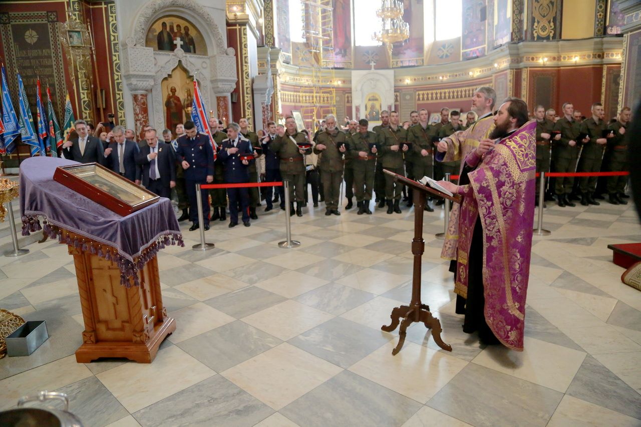 Снег в Новочеркасске Патриарший собор