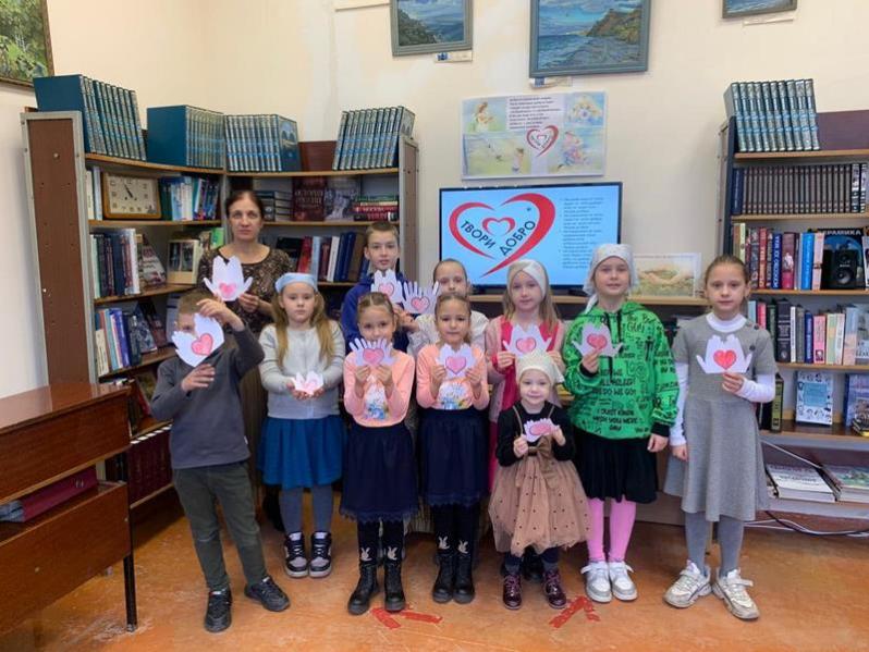 Воспитанники воскресной школы Сергиевского храма г. Таганрога посетили библиотеку