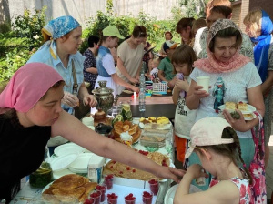 На приходе пророка Божия Илии г. Ростова-на-Дону состоялись благотворительная ярмарка и семейный мастер-класс