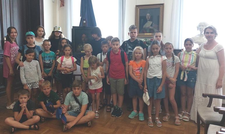 В Свято-Троицком приходе г. Таганрога завершил свою работу детский православный лагерь