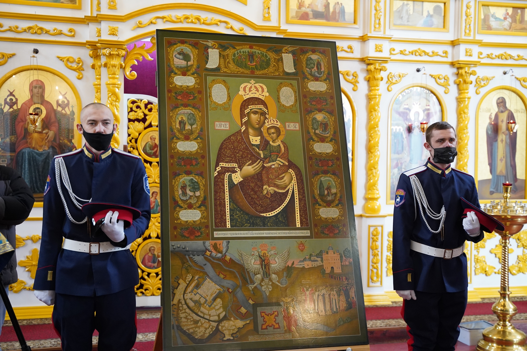 В г. Азов доставлен точный список иконы Божией Матери 