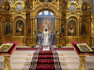 В праздник Сретения Господня епископ Таганрогский Артемий совершил Божественную литургию в Ростовском кафедральном соборе  