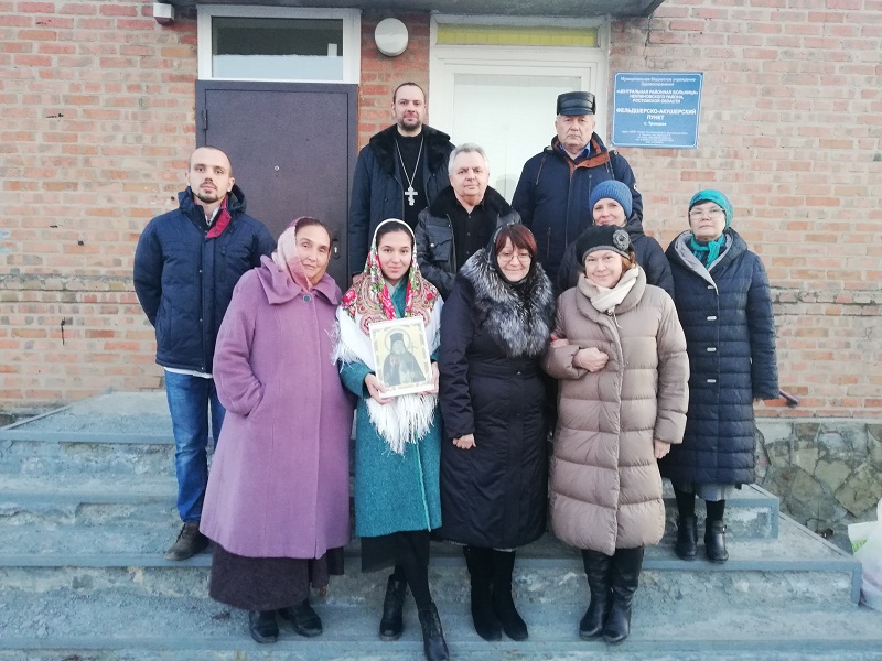 Члены Общества православных врачей Ростовской епархии провели прием в селе Троицком 