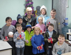  Для учеников воскресной школы «Светоч» Софийского храма г. Ростова-на-Дону был организован Рождественский праздник  