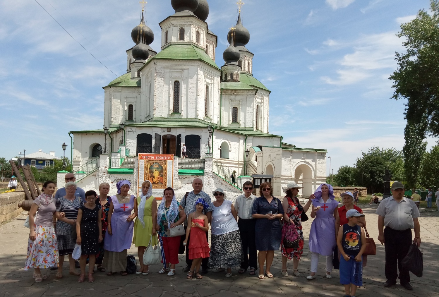 Сайт ростовской. Старочеркасская школа. Станица Старочеркасская школа. Свято-Георгиевская Церковь станицы Азовской. Старочеркасская школа Ростовской области.