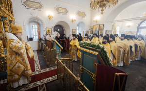 Глава Донской митрополии совершил Божественную литургию в Донском Старочеркасском Ефремовском мужском монастыре по случаю 30-летия возрождения монашеской жизни в обители