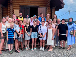 Ильинский храм г. Таганрога посетили дети из ДНР, проходящие реабилитацию