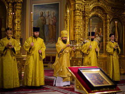 В канун Недели 37-й по Пятидесятнице епископ Таганрогский Артемий совершил всенощное бдение в Ростовском кафедральном соборе
