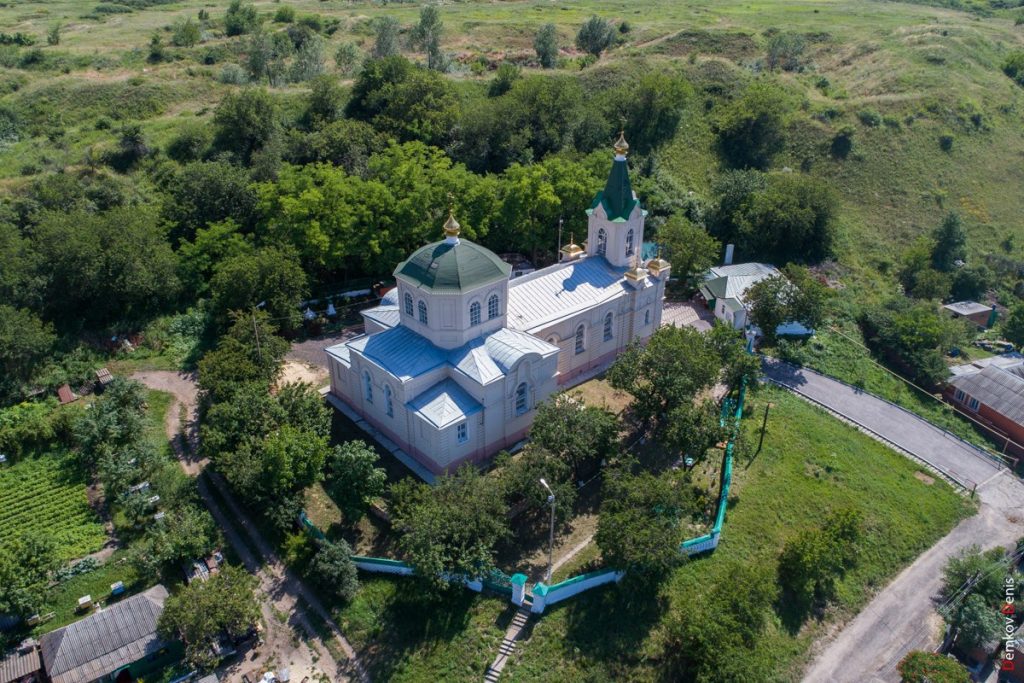 Храм вмц. Варвары ст. Грушевской Аксайского р-на