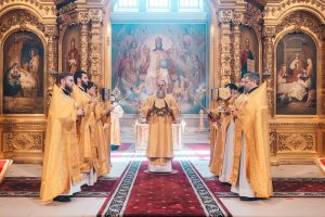 В Неделю 18-ю по Пятидесятнице Глава Донской митрополии совершил Божественную литургию в Кафедральном соборе г. Ростова-на-Дону