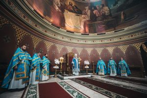 В праздник Покрова Божией Матери Глава Донской митрополии совершил Божественную литургию в Патриаршем Вознесенском соборе г. Новочеркасска
