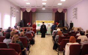 Сотрудники храма Святой Троицы г. Ростова-на-Дону приняли участие в мероприятии, посвященном Международному дню белой трости